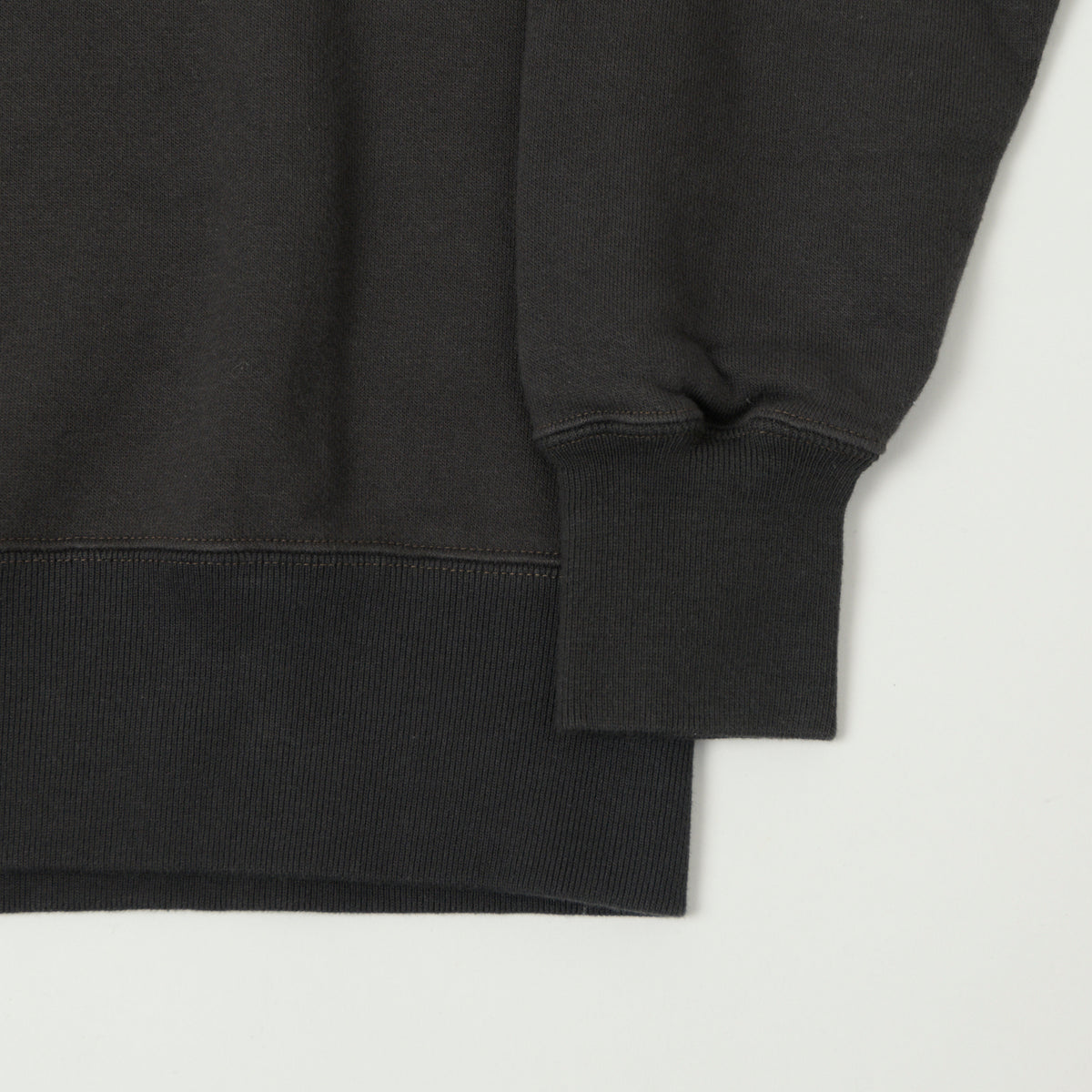 Buzz Rickson's Raglan Sleeve Freedom Sweatshirt - Black
