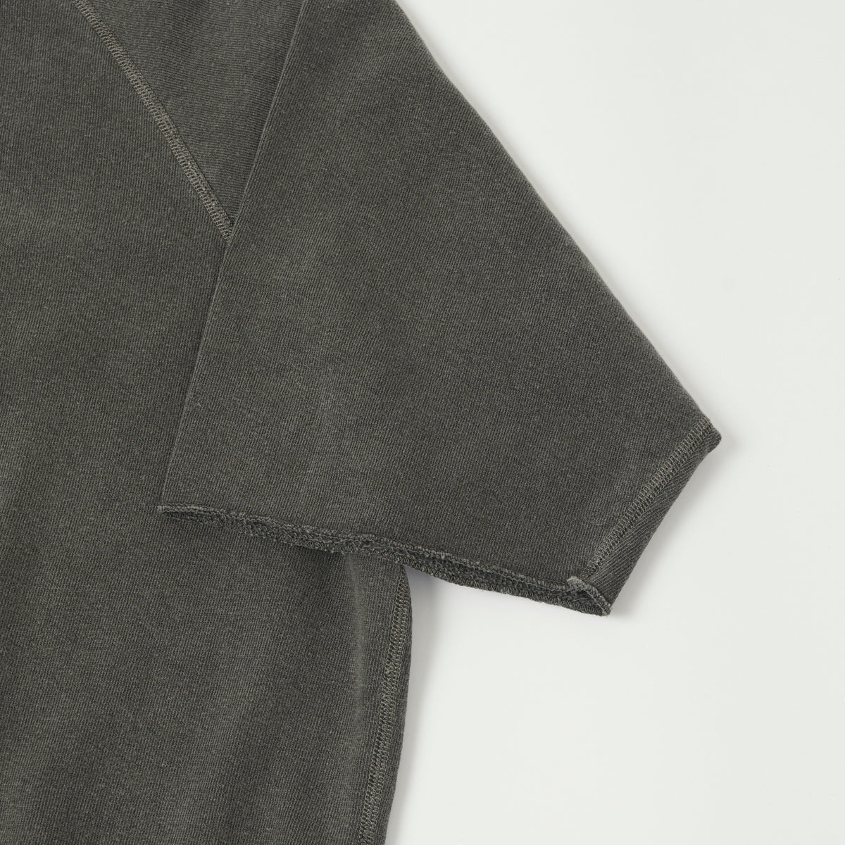 Dubbleworks Cut Off Sleeve Pigment Dyed Sweatshirt - Sumikuro