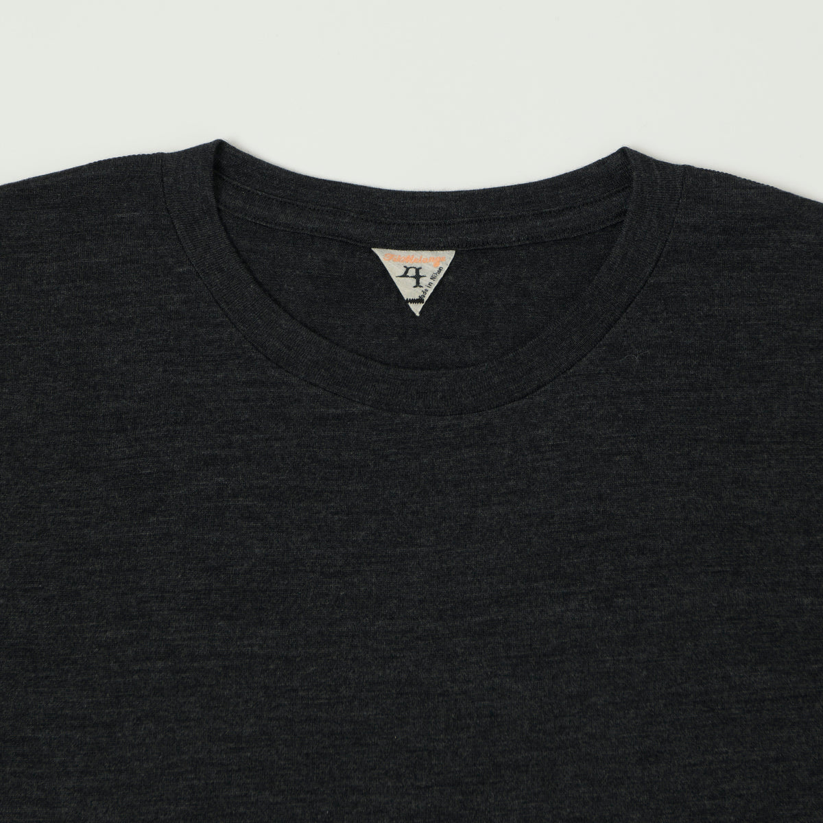 FilMelange 'Wolf' Merino Wool Tennjiku Tee - Charcoal