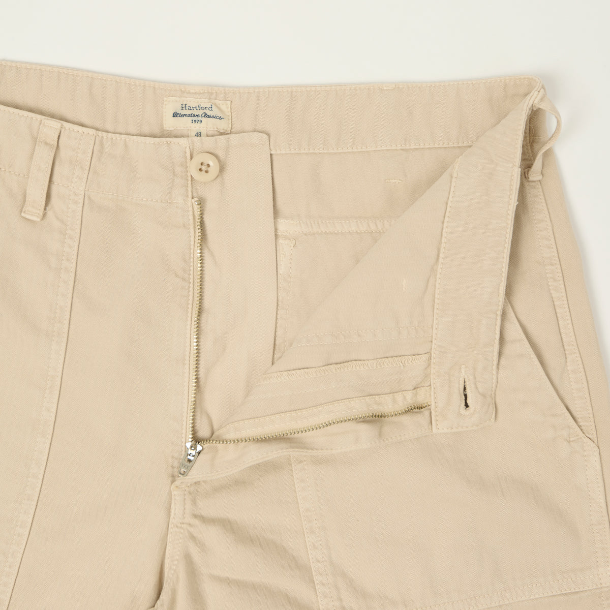Hartford Herringbone Fatigue Shorts - Stone