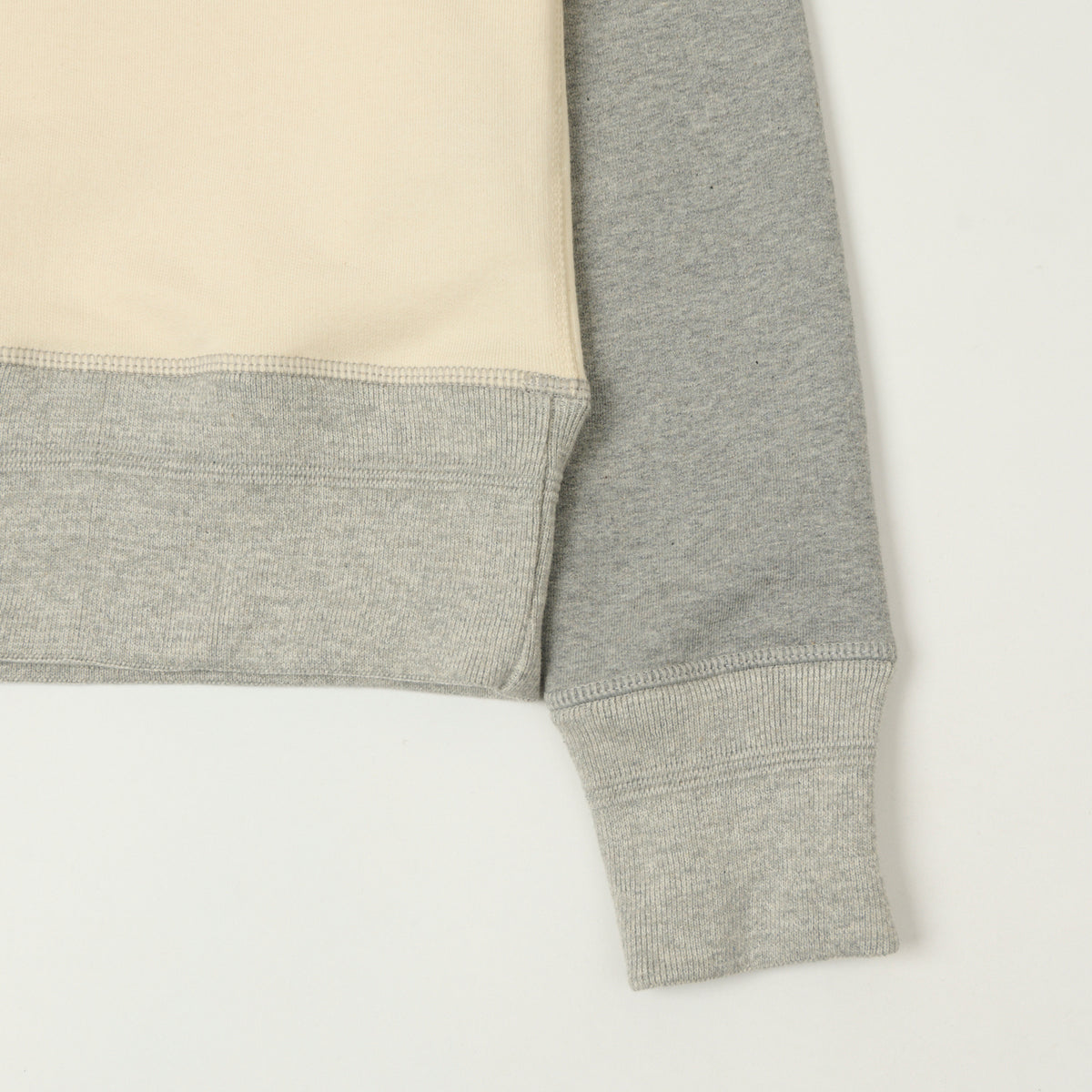 Heimat Training Sweatshirt - Battleship Grey/Seashell