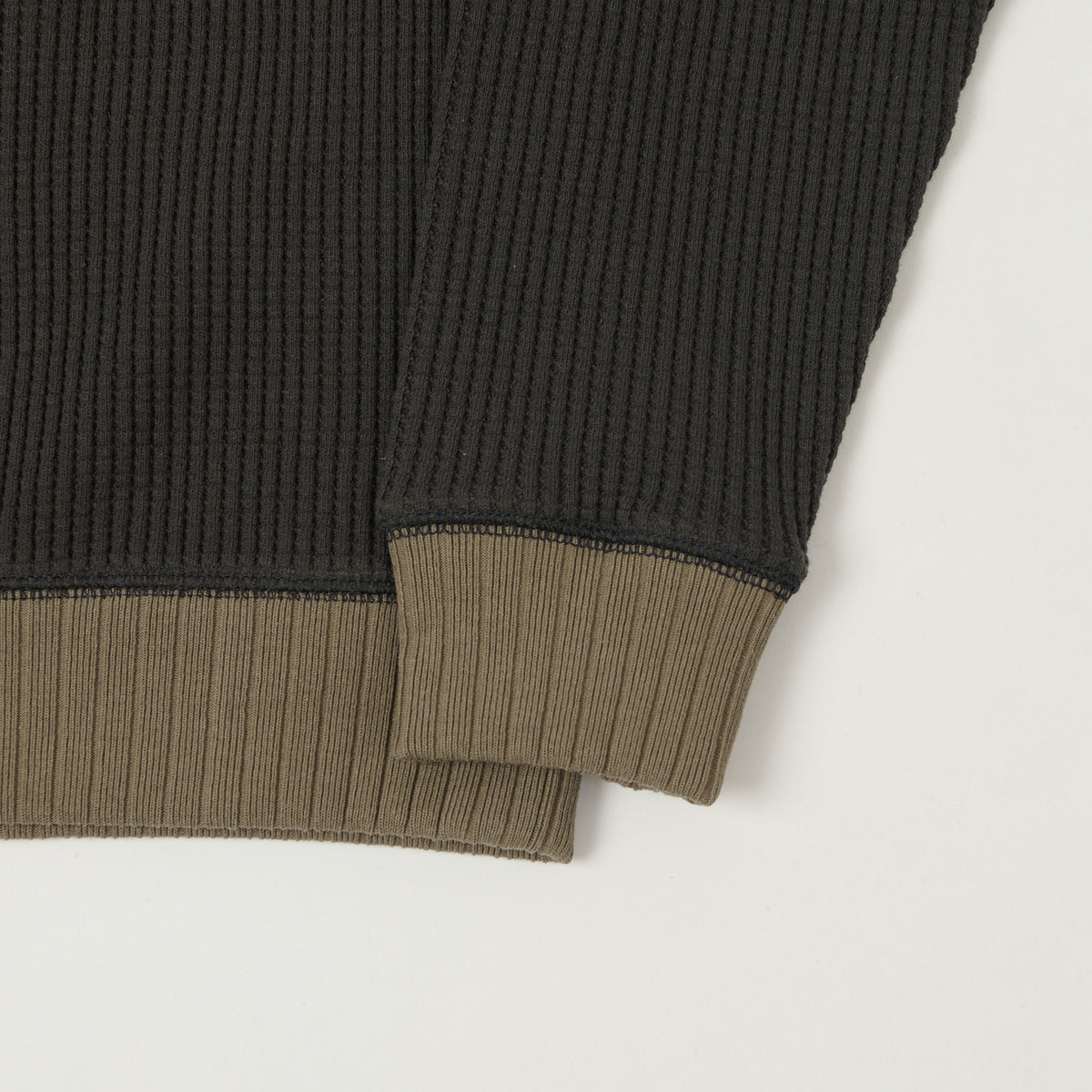 Jackman Midneck Waffle Sweatshirt - Ink Black/Sepia