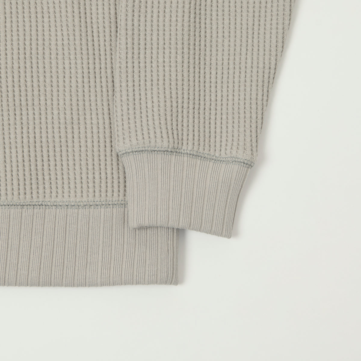 Jackman Midneck Waffle Sweatshirt - Concrete/Navy