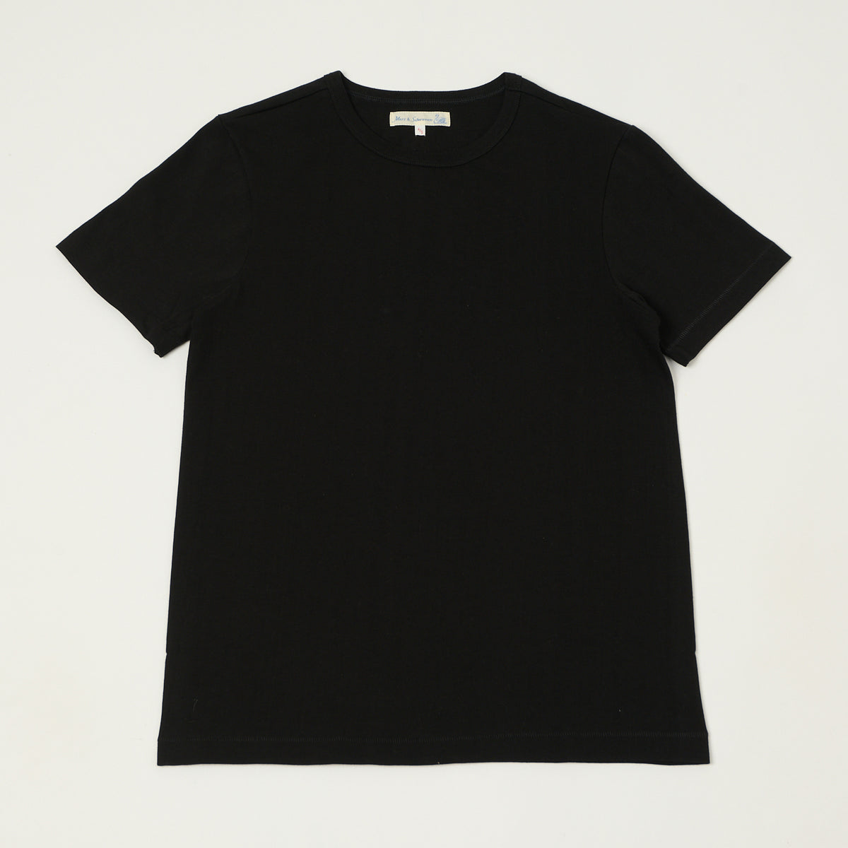 Merz b. Schwanen 'The Originals' 215 Classic T-Shirt - Deep Black