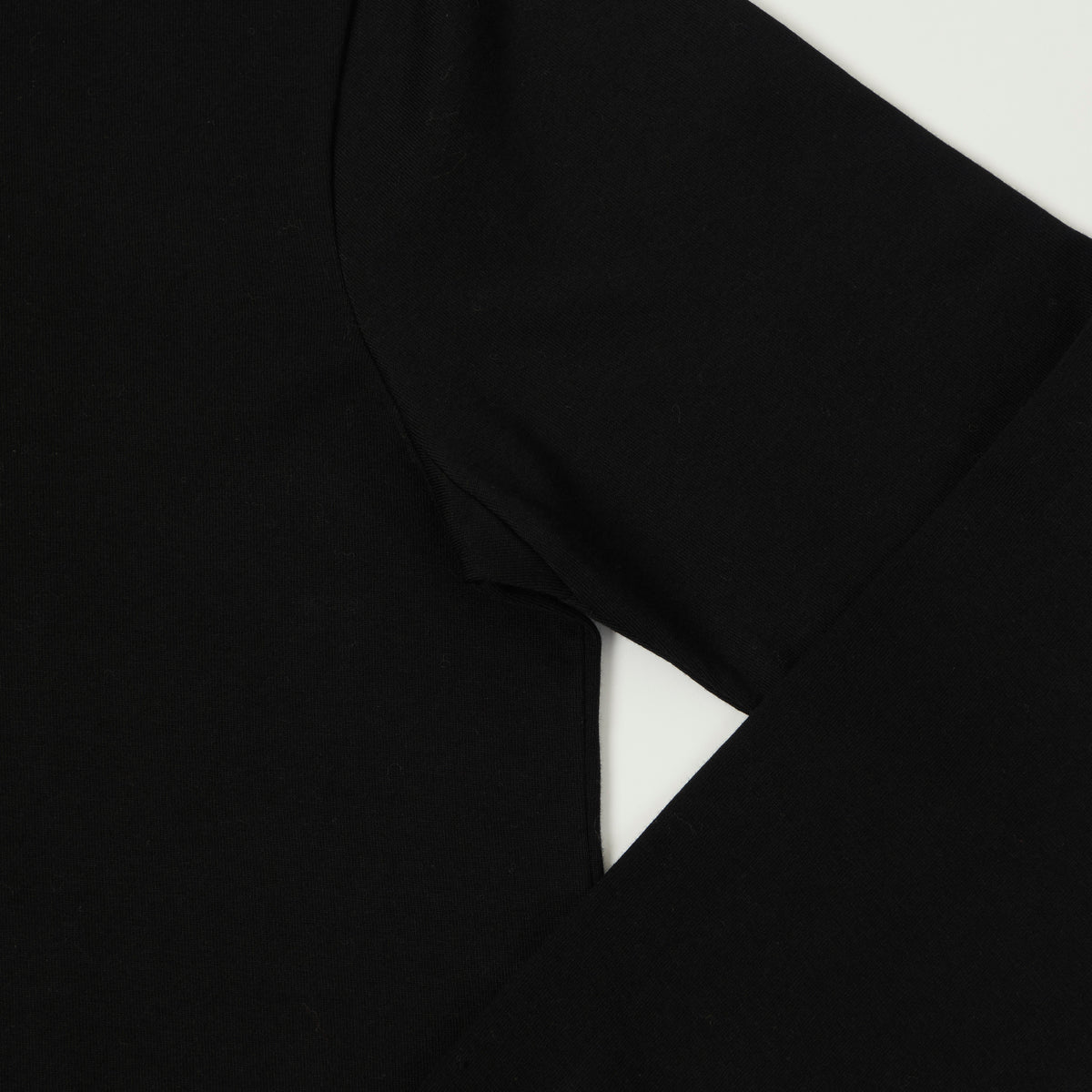 Merz b. Schwanen 'The Originals' 2M06 Classic Long Sleeve Henley - Black