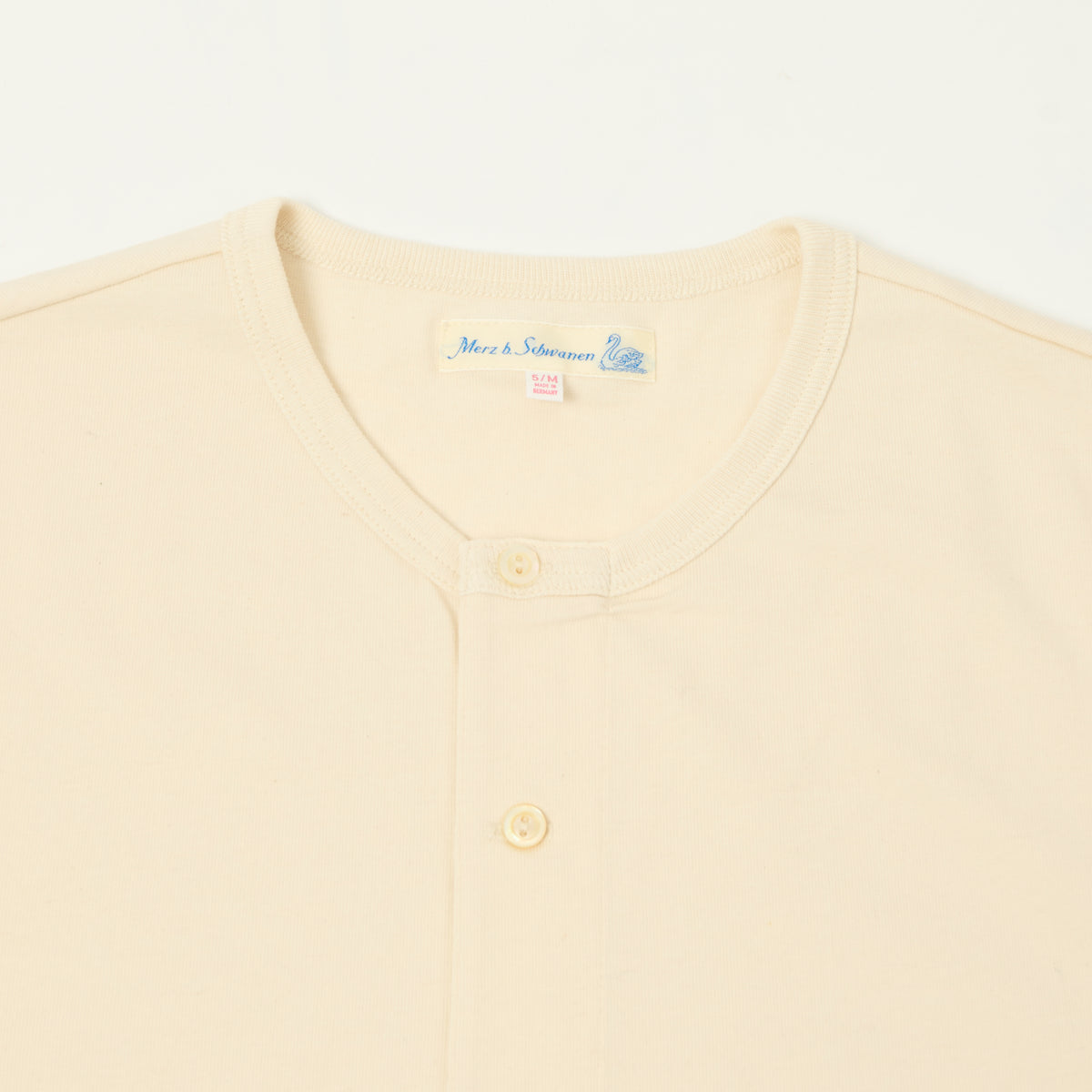 Merz b. Schwanen 'The Originals' 2M07 Short Sleeve Henley - Nature