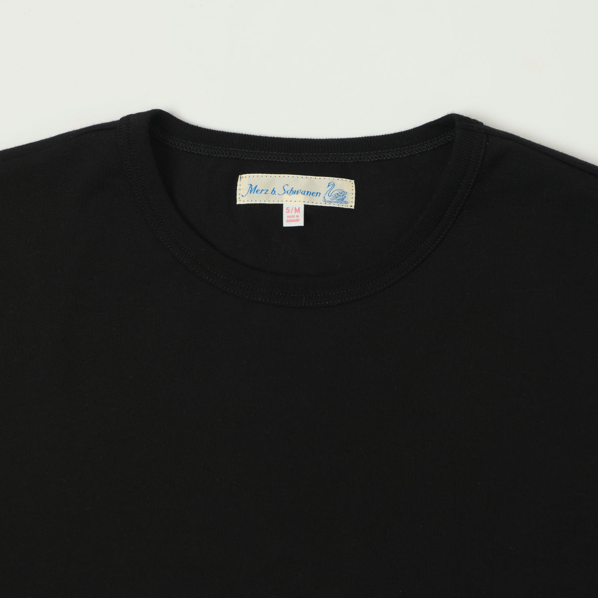 Merz b. Schwanen 'The Originals' 2M15LS Classic Jersey Long Sleeve T-Shirt - Deep Black