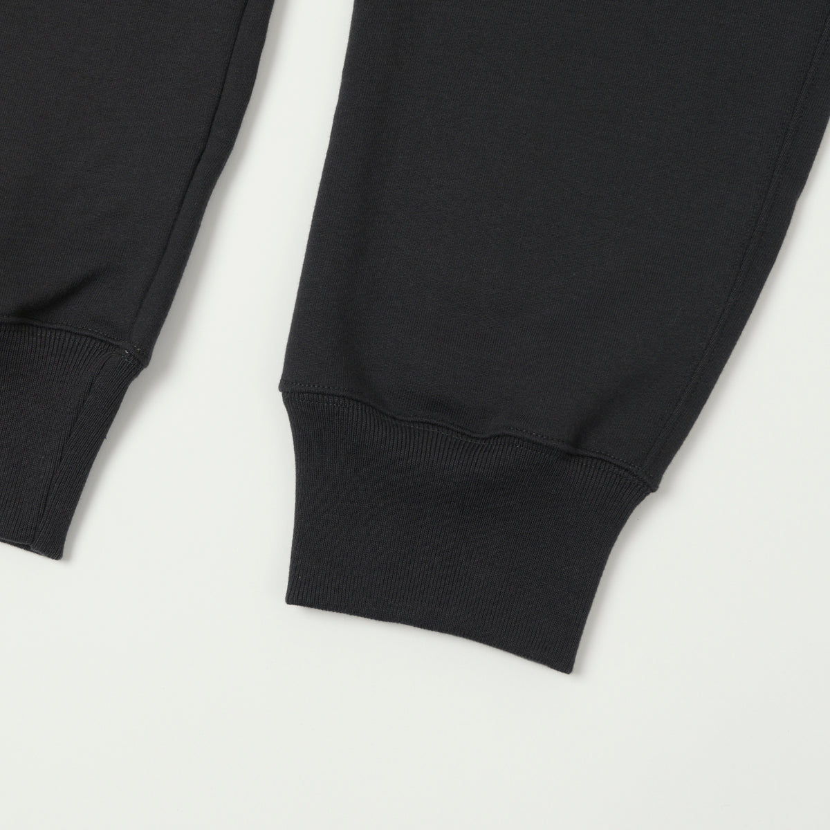 Merz b. Schwanen 'The Originals' 359 Classic Sweatpants - Charcoal