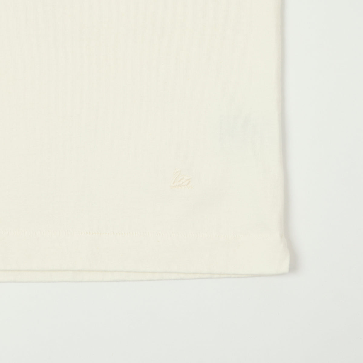 Merz b. Schwanen Boxy Cropped T-Shirt - White