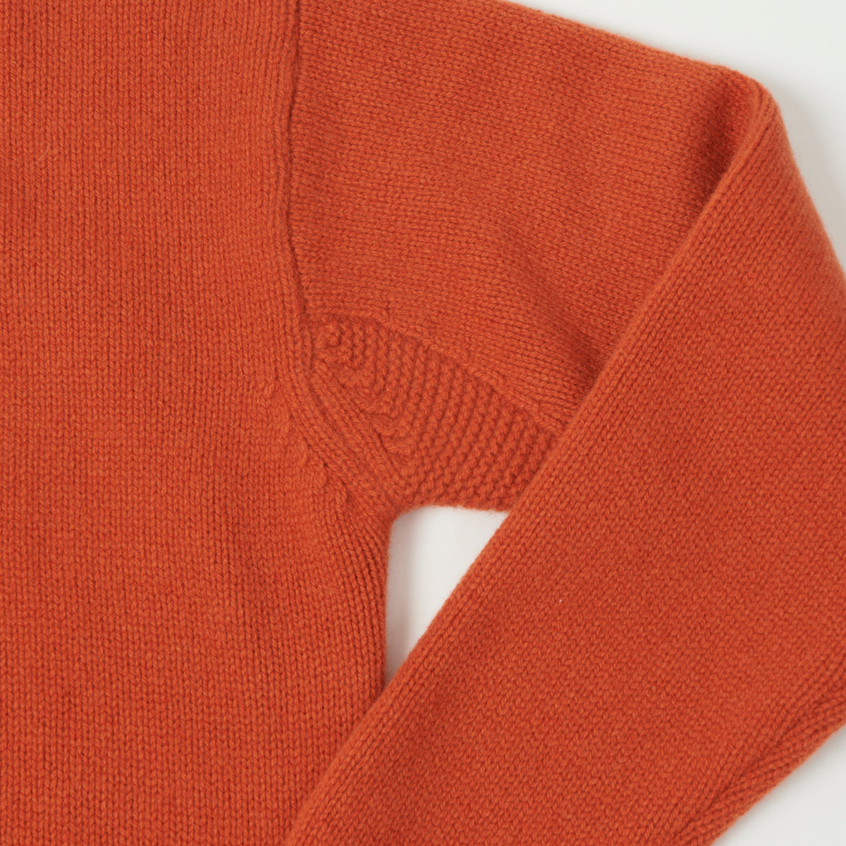 Merz b. Schwanen Wool Cashmere Knit Pullover - Rust