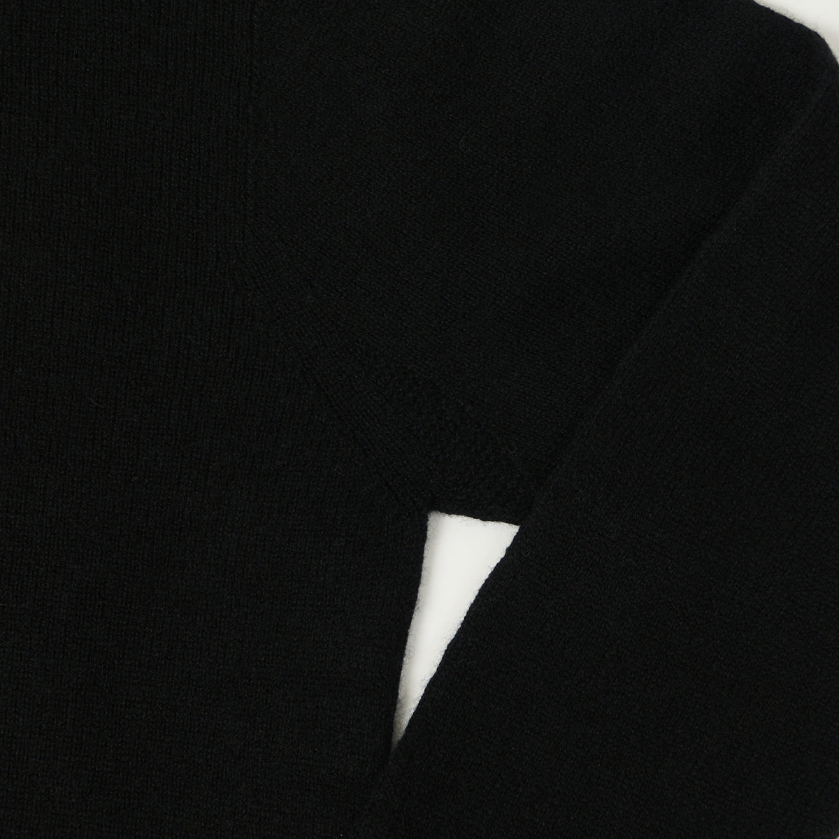 Merz b. Schwanen Lightweight Wool-Silk-Cashmere Sweater - Deep Black