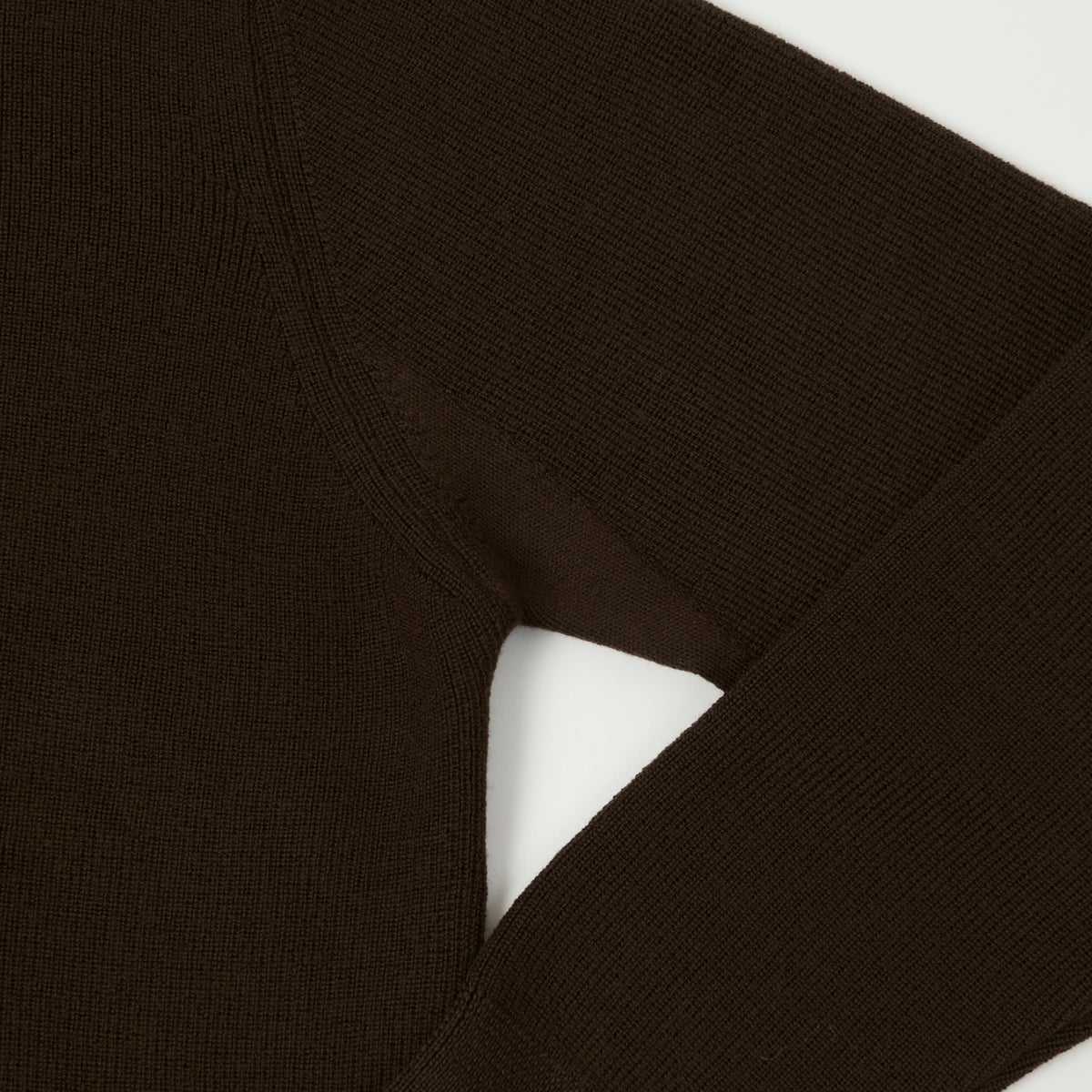 Merz b. Schwanen Ribbed Merino Wool Pullover - Coffee