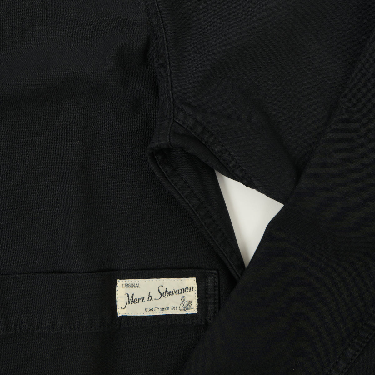Merz b. Schwanen Reverse Sateen Cropped Worker's Jacket - Storm Black
