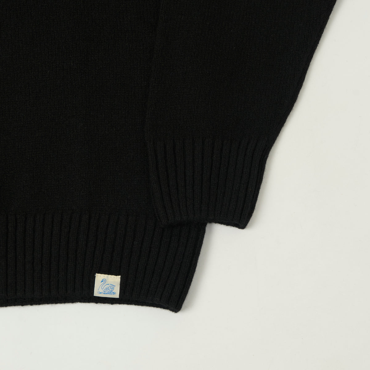 Merz b. Schwanen Wool Cashmere Knit Pullover - Deep Black