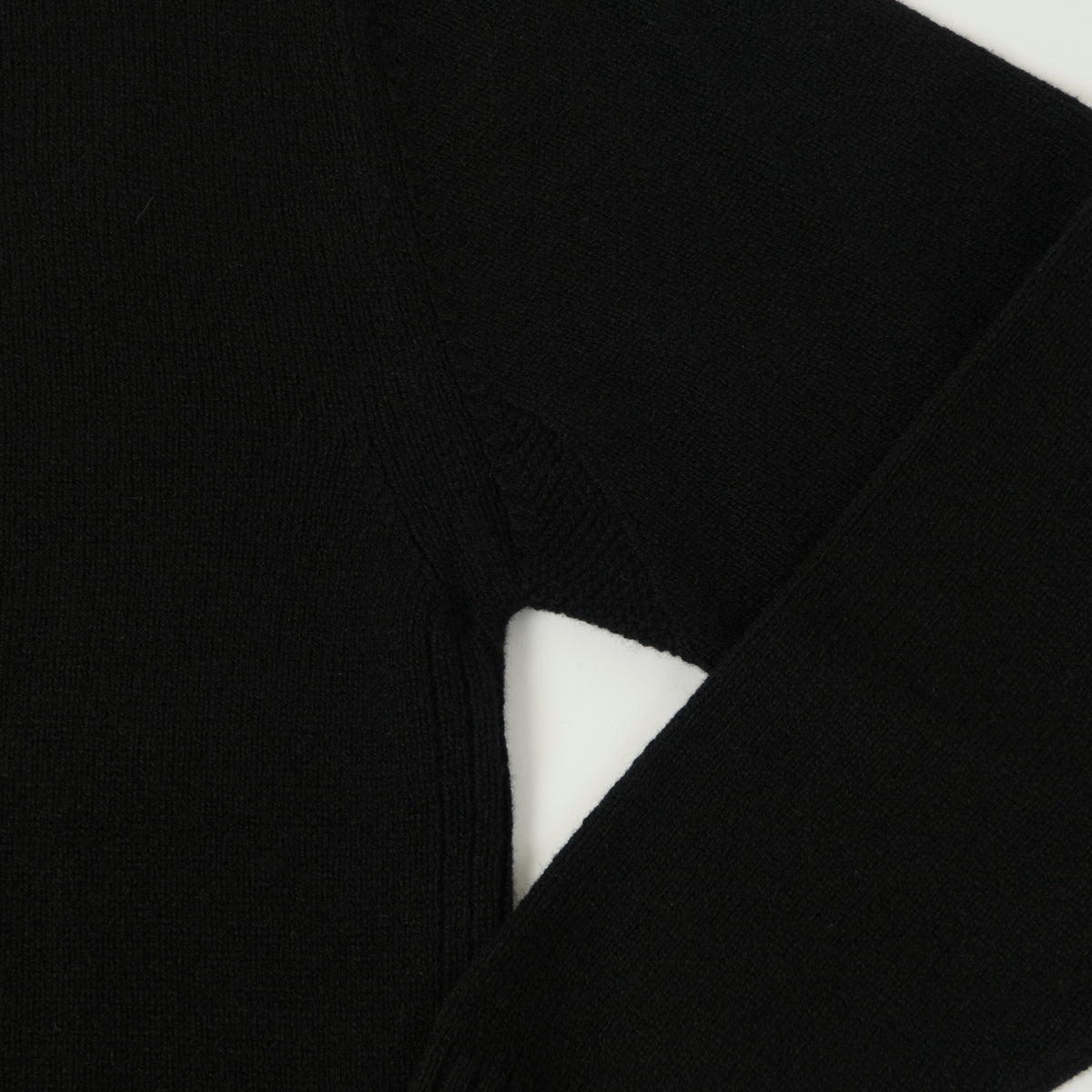 Merz b. Schwanen Cashmere Knit Pullover - Deep Black