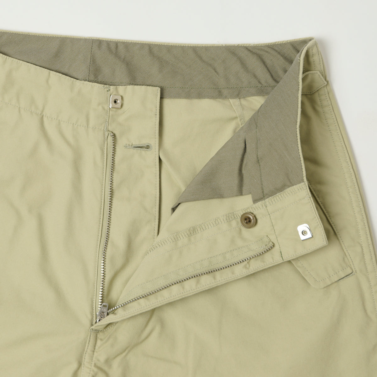 Nanamica Side Belt Wide Pants - Light Green