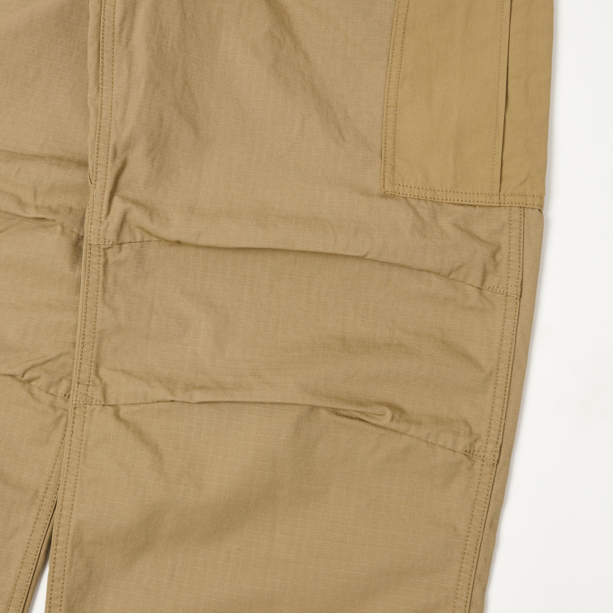Nanamica Ripstop Cargo Pants - Beige
