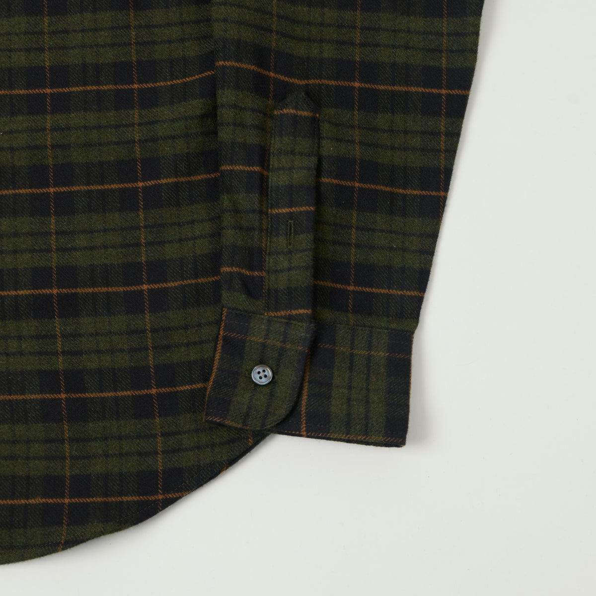 Outclass Classic Button Down Flannel Shirt - Hunter Plaid