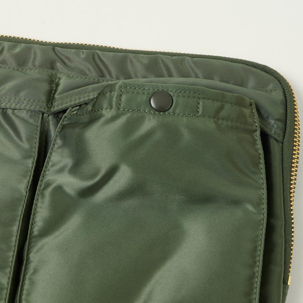 Porter-Yoshida & Co Bio Tanker Document Case - Sage Green