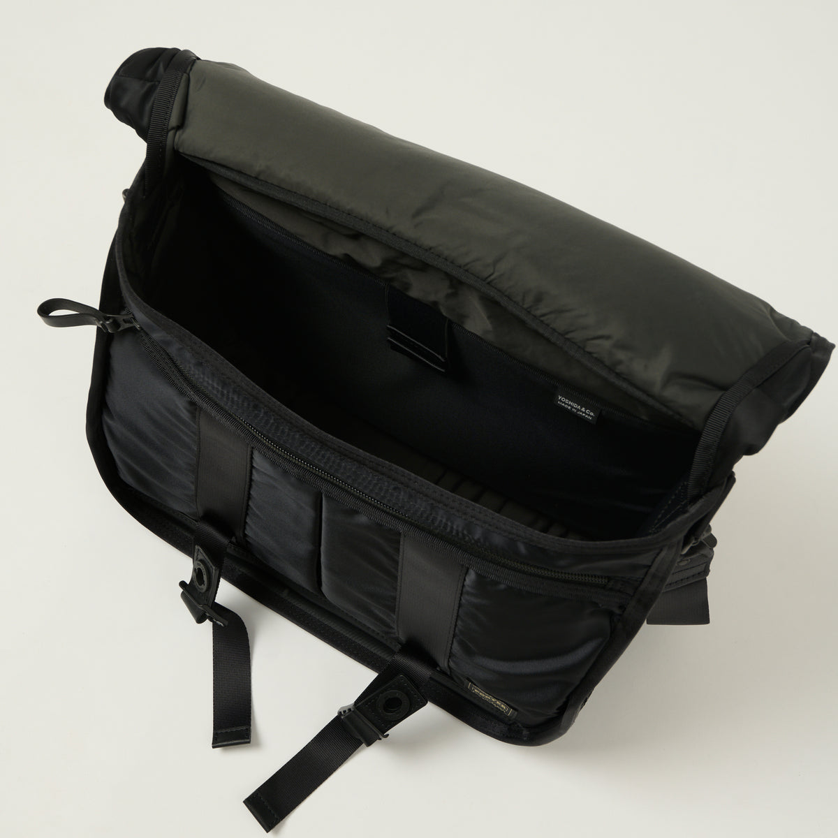 Porter Yoshida & Co Bounce Messenger Bag - Black