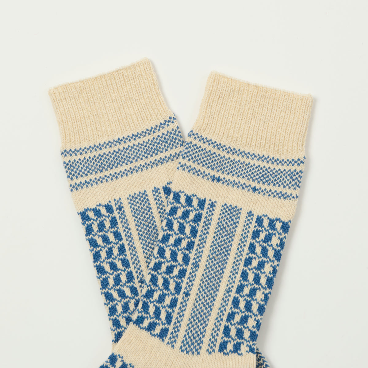 RoToTo Desert Scarf Pattern Socks - Ecru/Blue