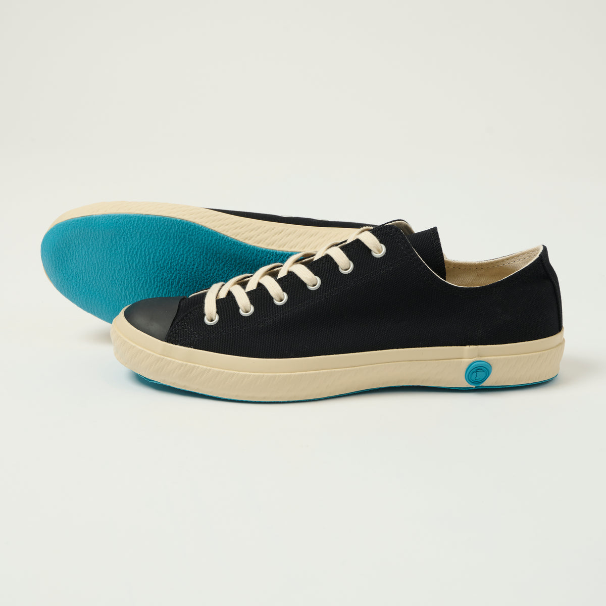 Shoes Like Pottery Low Canvas Trainer  - Black