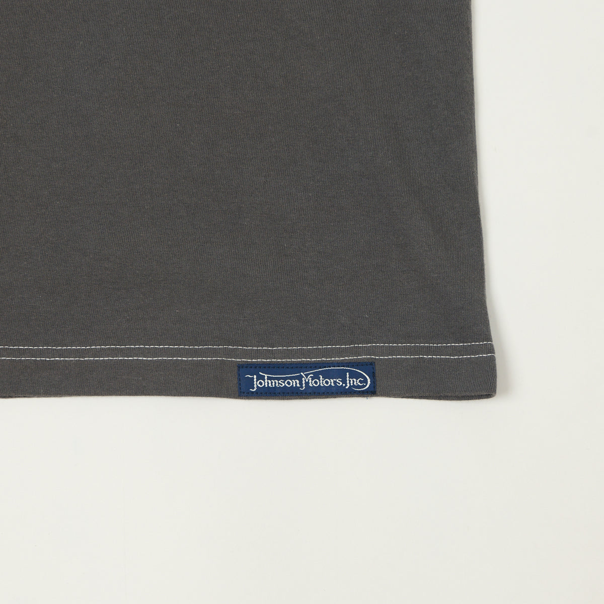 TOYS McCOY Raglan Sleeve 'Johnson Motors' Baseball T-Shirt - Grey/Black