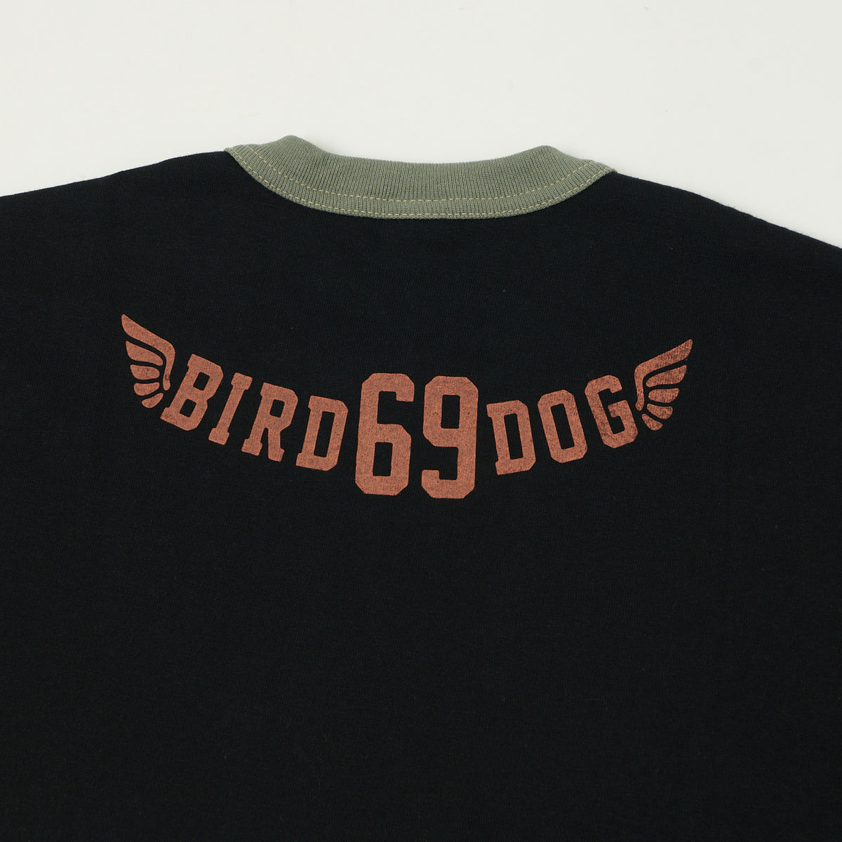 TOYS McCOY 'Snoopy USAF Flying Ace' Ringer T-Shirt - Black