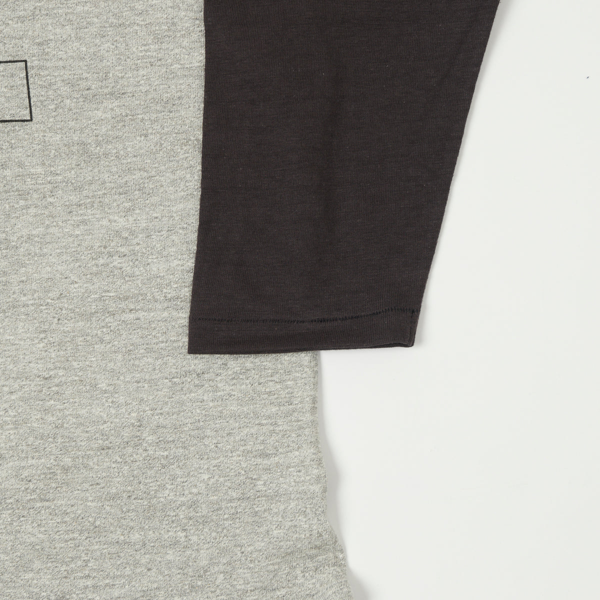 Warehouse & Co 'Black River Tigers' 4800 Baseball T-Shirt - Heather Grey/Sumikuro