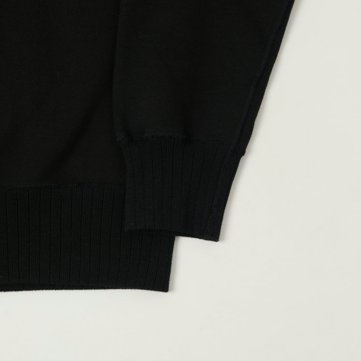 Whitesville Classic Sweatshirt - Black