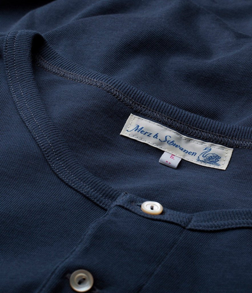 Merz b. Schwanen 'The Originals' 206 Long Sleeve Henley - Ink Blue