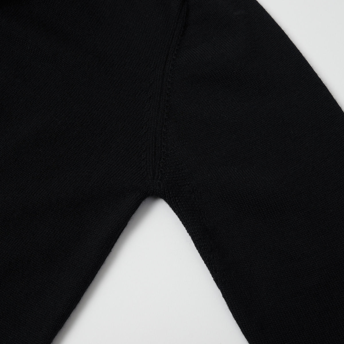 Merz b. Schwanen Oversized Merino Pullover - Deep Black