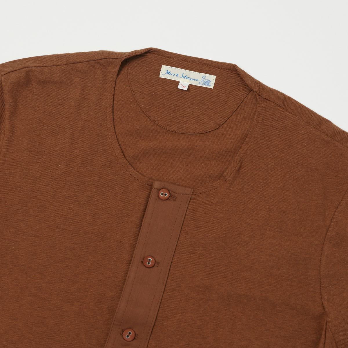Merz b. Schwanen 'The Originals' 103 Lightweight Short Sleeve Henley - Tan