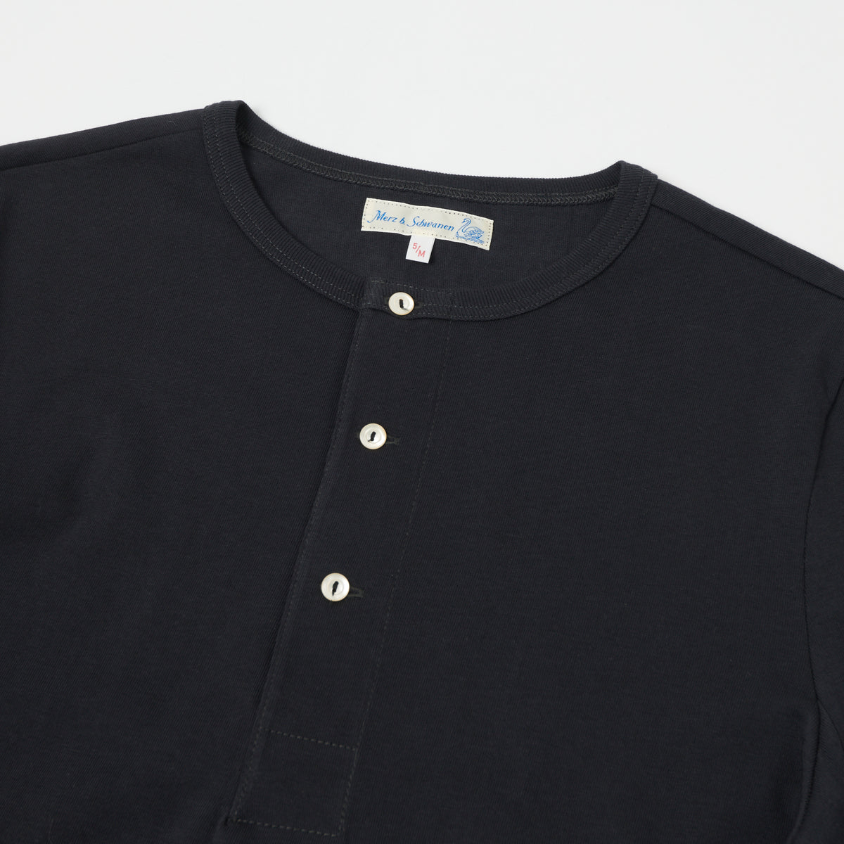 Merz b. Schwanen 'The Originals' 206 Long Sleeve Henley - Charcoal