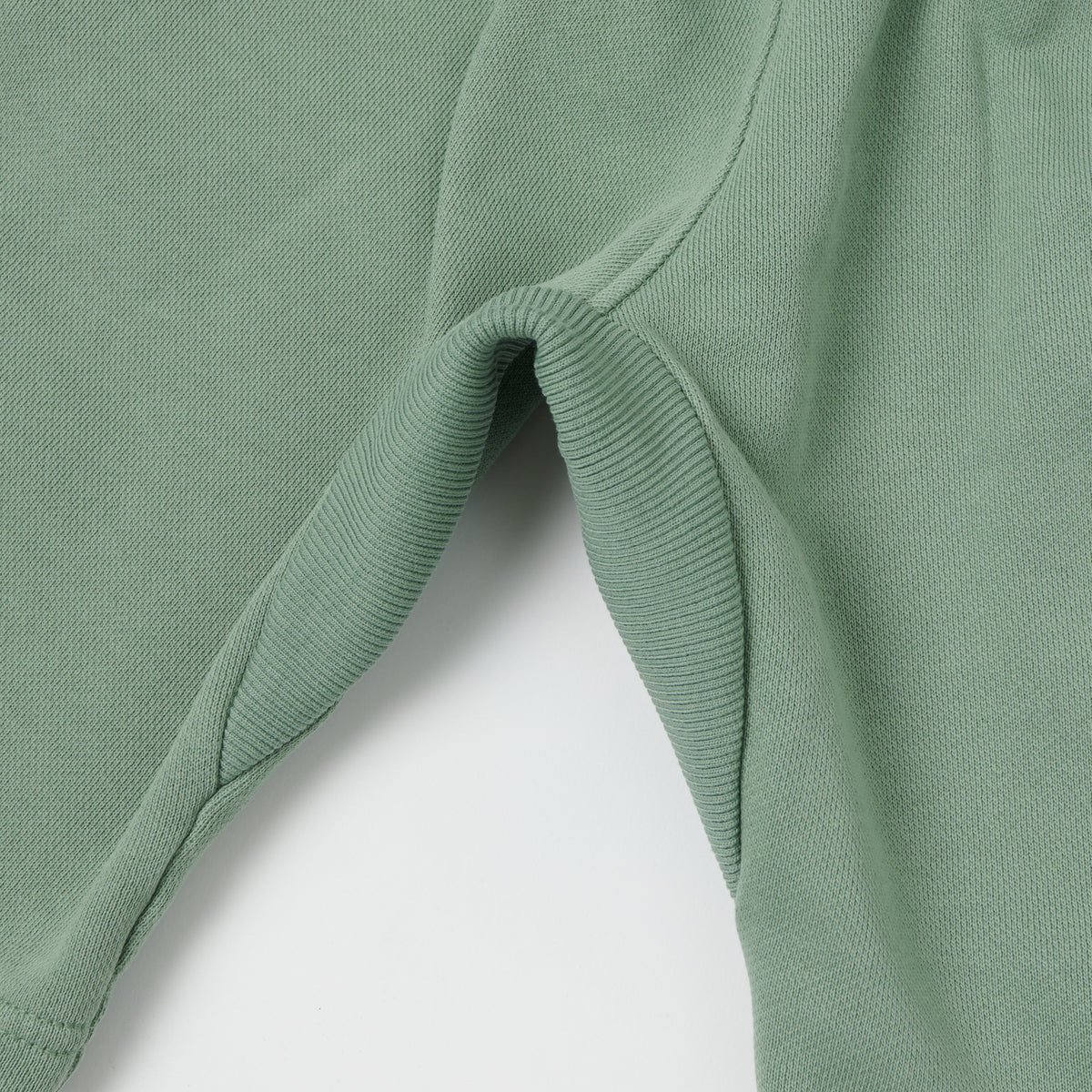 Merz b. Schwanen Relaxed Sweatshort - Light Army