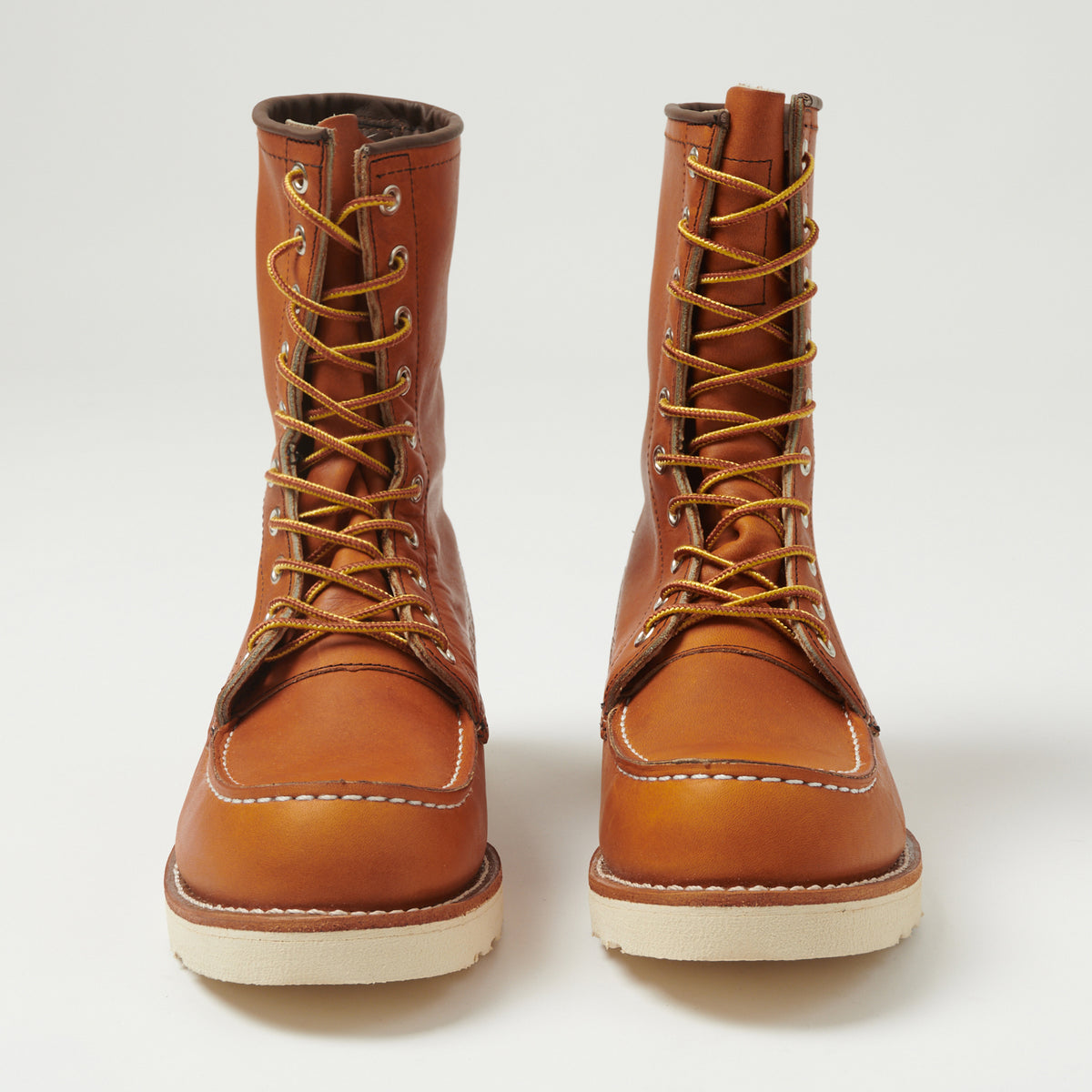 Red Wing 0877 Classic Moc Toe Boot - Oro Legacy
