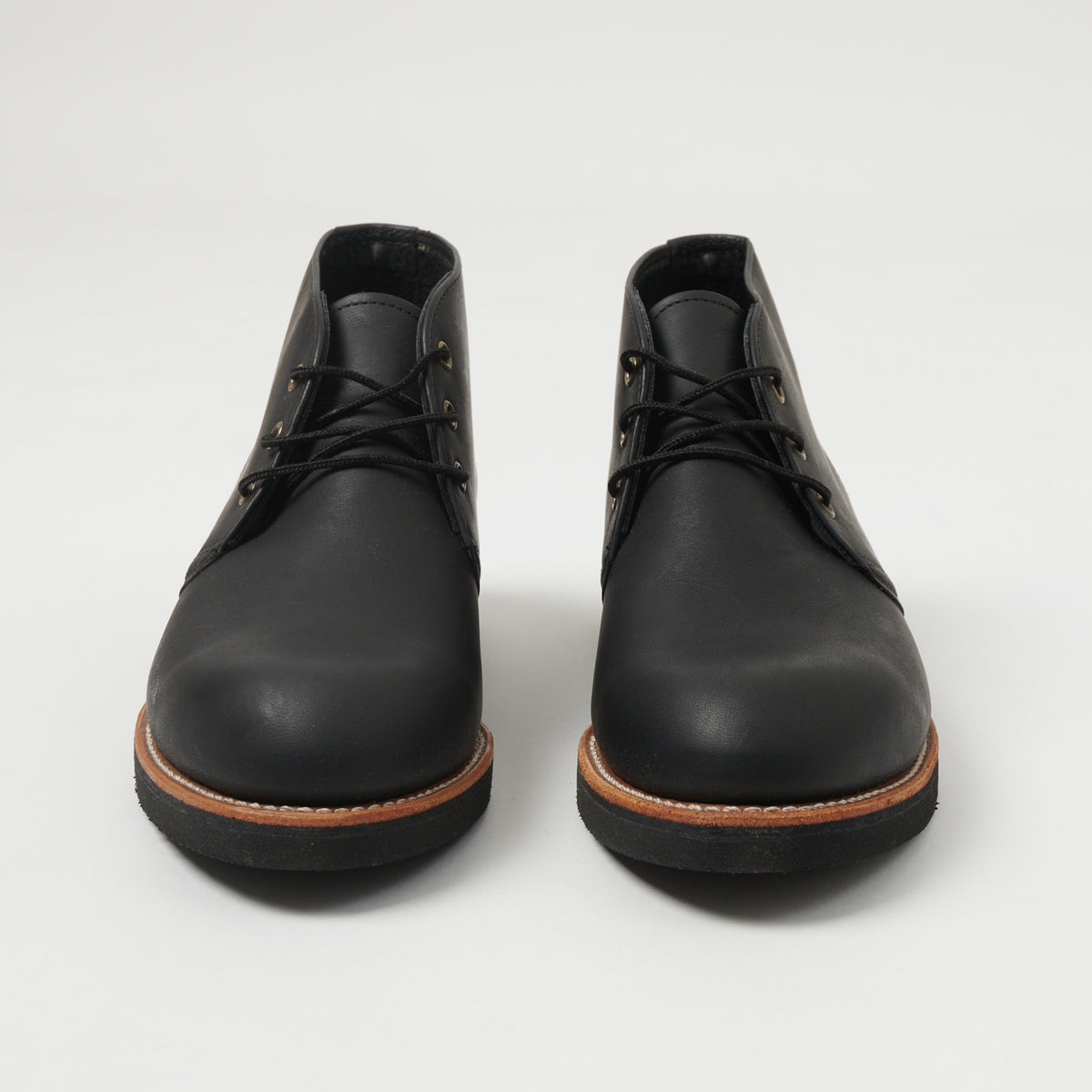 Red Wing 9216 Foreman Chukka Black Harness