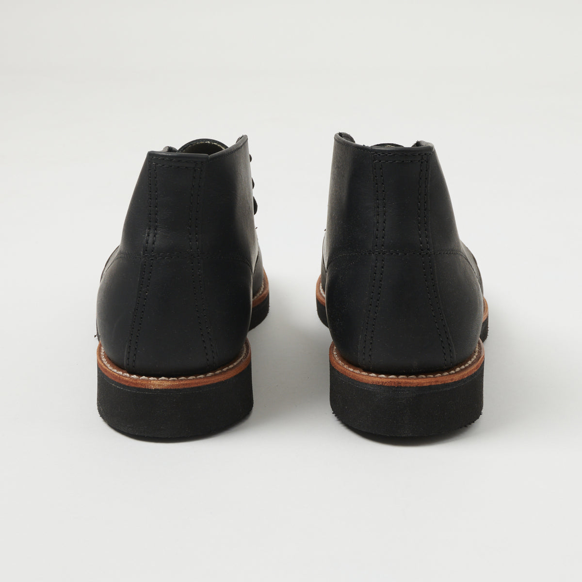 Red Wing 9216 Foreman Chukka Black Harness