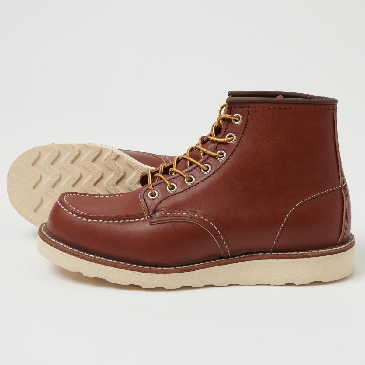 Red Wing 8875 'Irish Setter' Moc Toe Boot - Oro Russet Portage