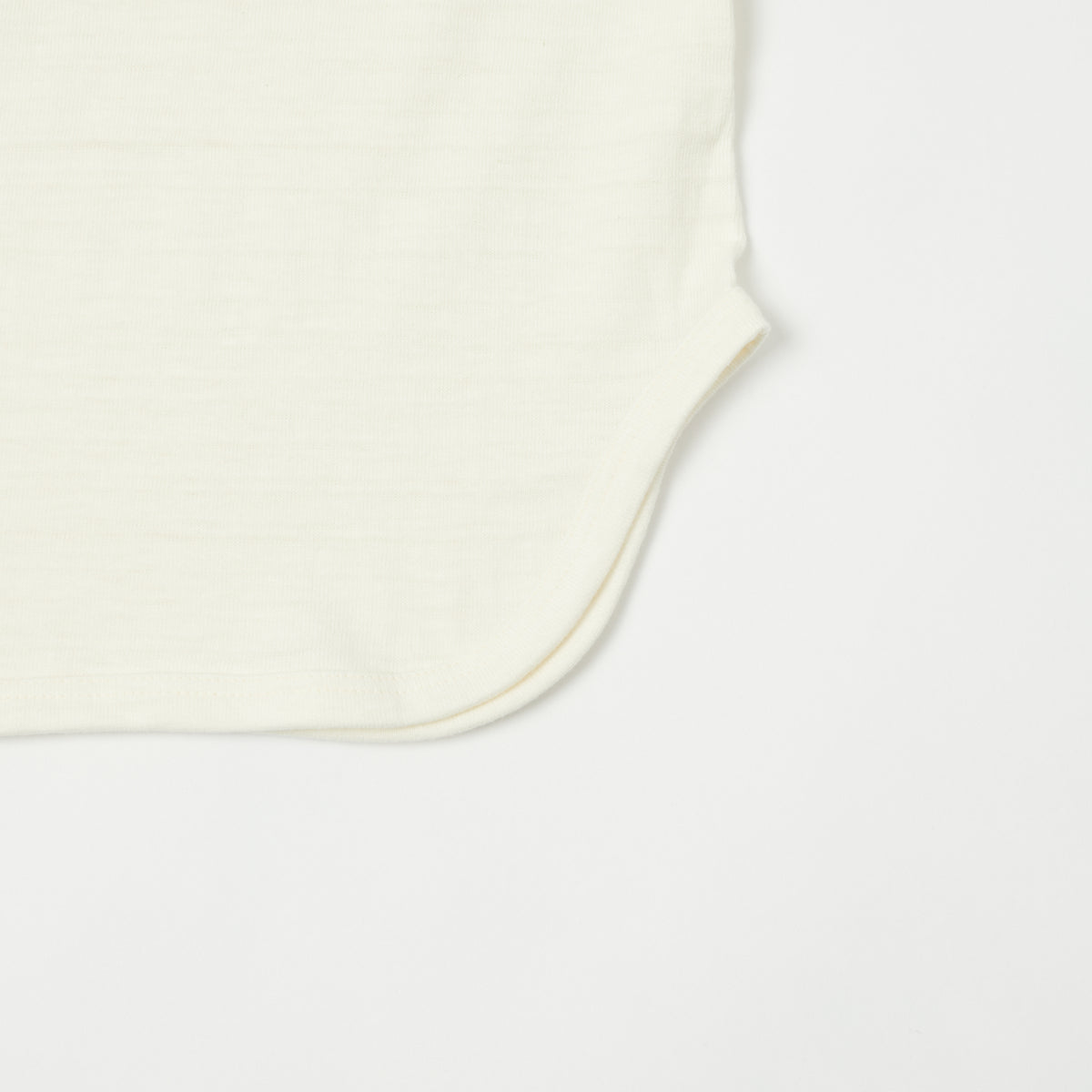 Warehouse & Co 4800 'North Shore' Baseball T-Shirt - Cream/Bordeaux